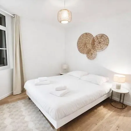 Апартаменты L'eclat Prestigieux : Quartier Henriville